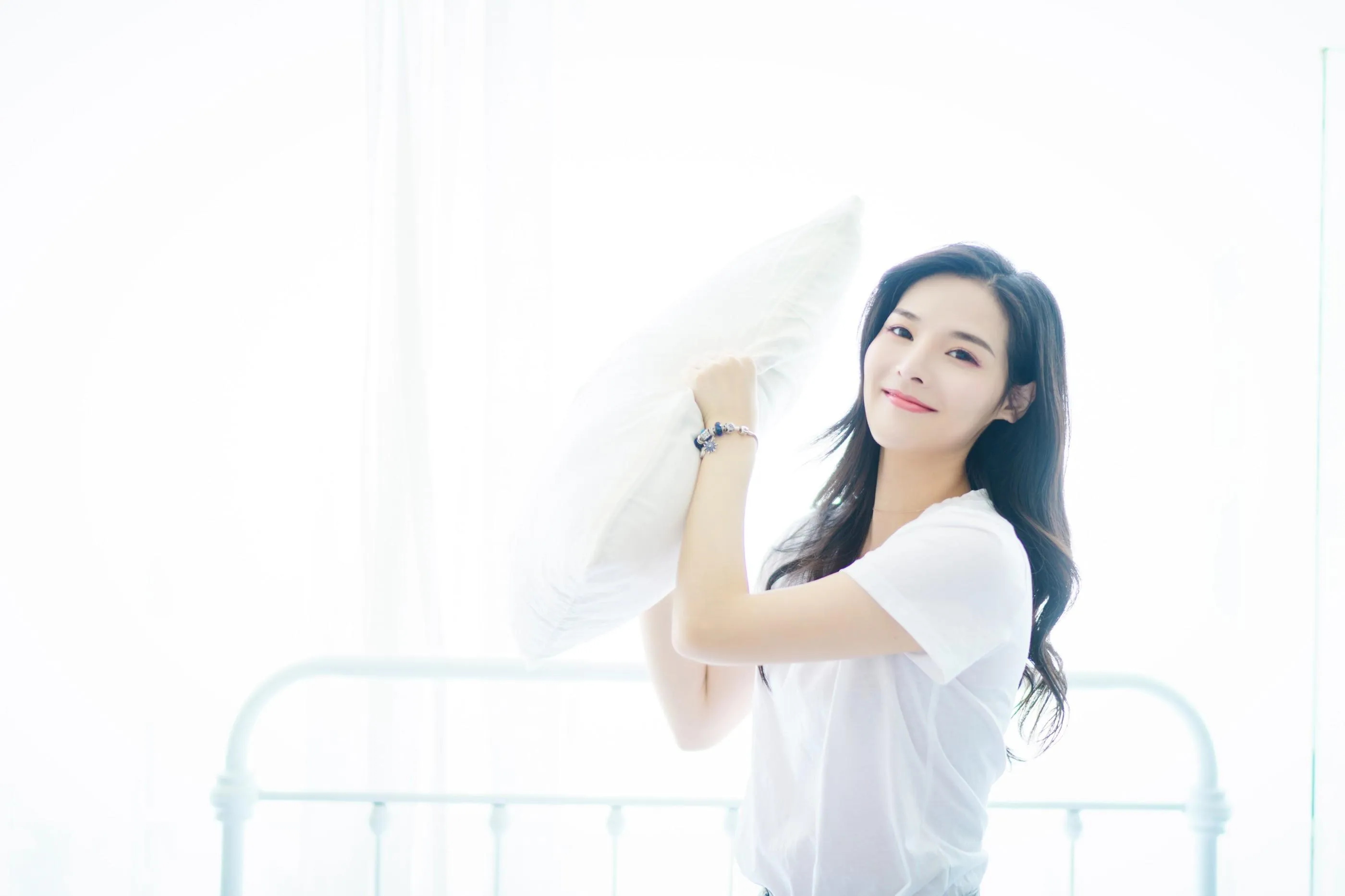 [YITUYU艺图语]2022.02.08 大长腿女孩的私房照 小容 [30P]插图3